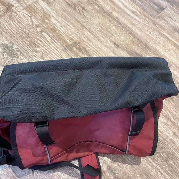LL Bean Messenger Bag Nylon Burgundy Carryon Zipper Expandable Travel Laptop - Picture 14 of 16